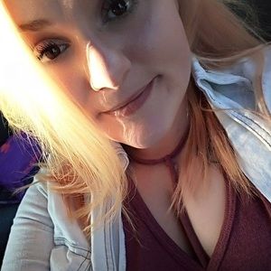 Meet your Posher, Alisia